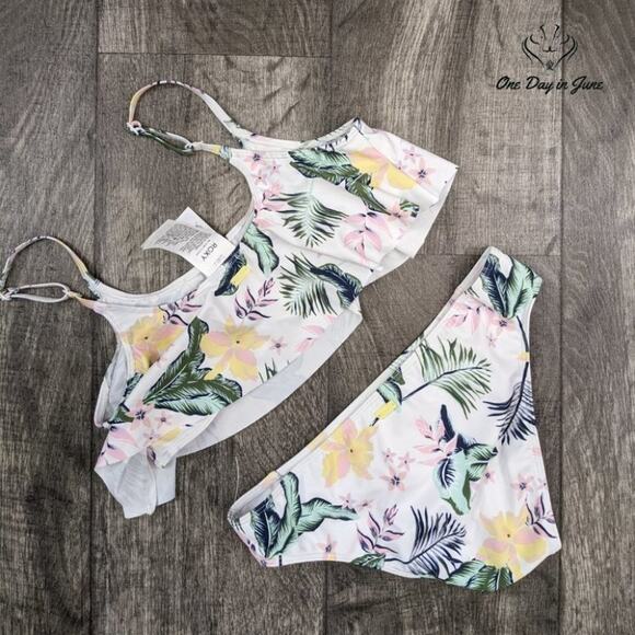 Reef Lovely Senorita Flutter Two Piece Swimsuit Size 16 - Picture 4 of 4